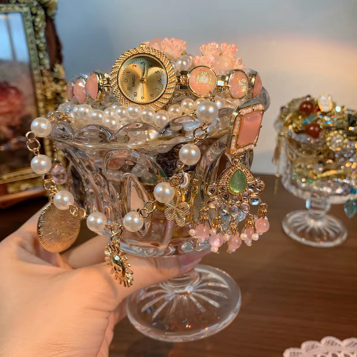 Bijumi Standard 16-piece jewelry mystery box